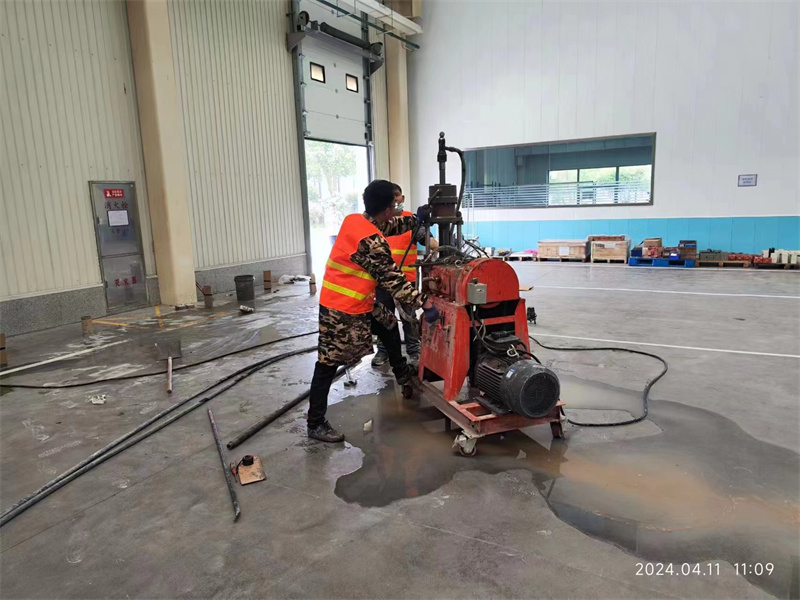 涟水厂房地面下沉塌陷注浆加固施工